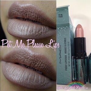 💙MAC Lipstick - Pet Me Please